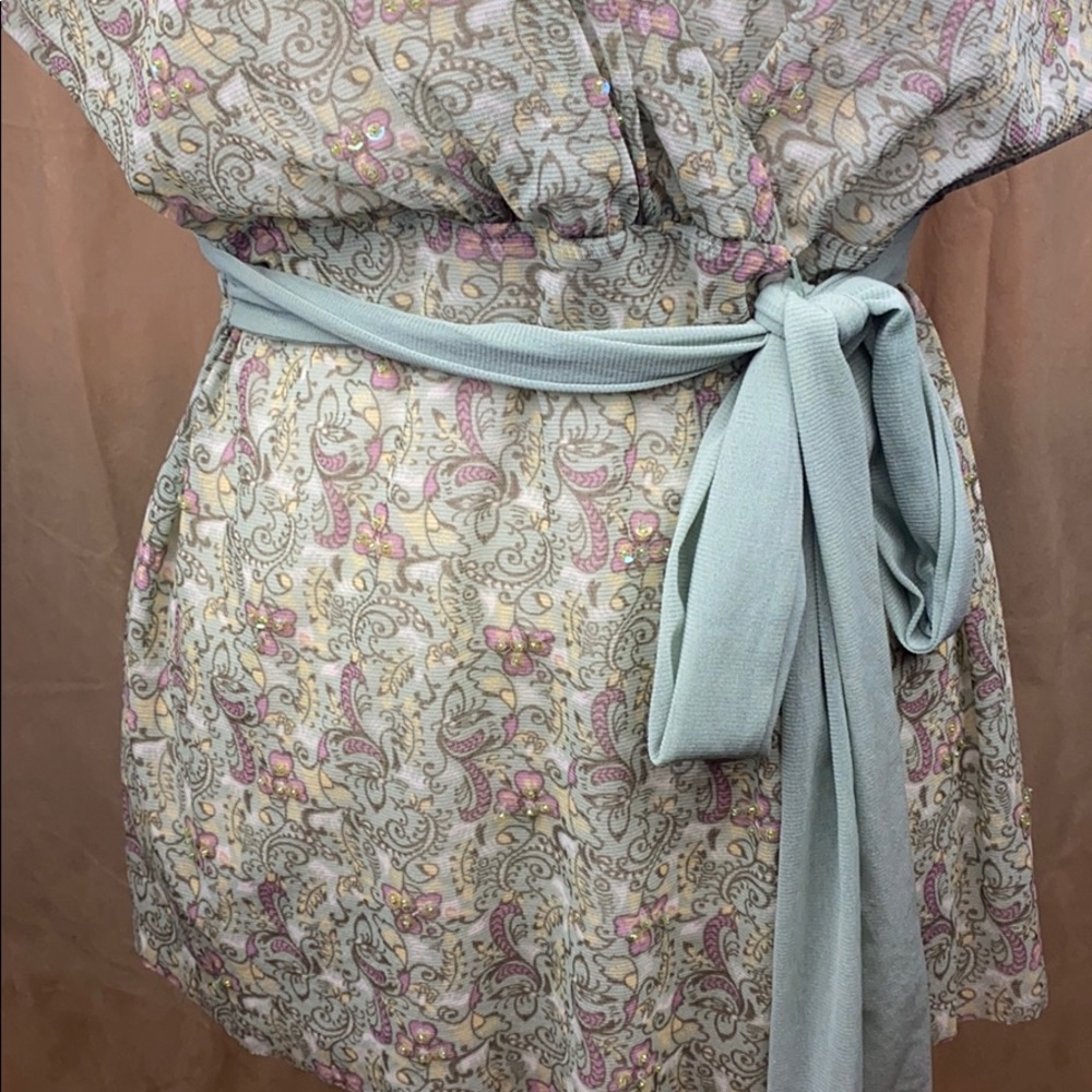 EUC Vintage top with beading By NY&CO - Picture 4 of 16